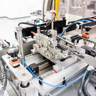Pozioma automatyczna maszyna do etykietowania rękawów termokurczliwych Maszyna do pakowania małych produktów